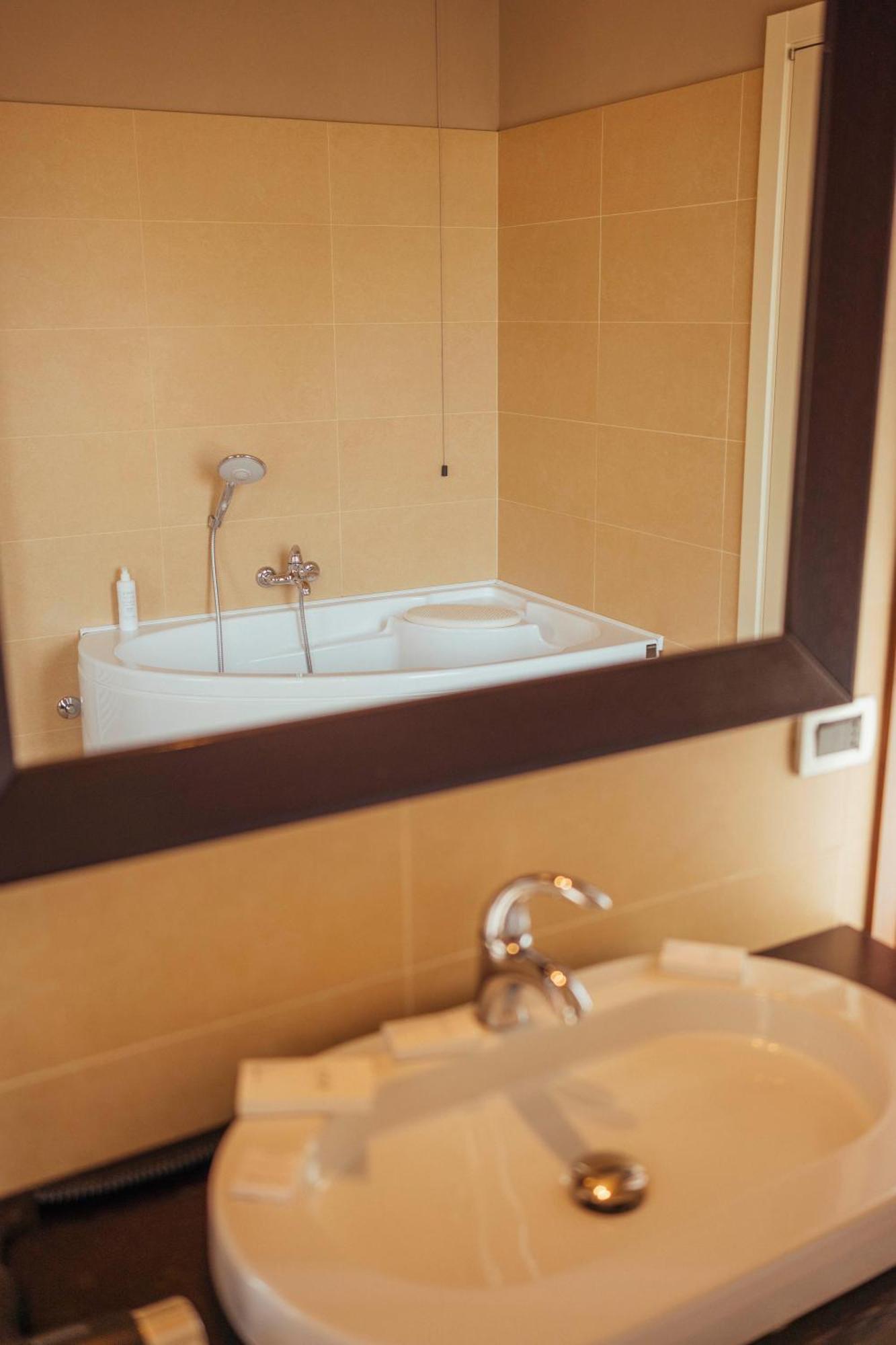 Hotel Palazzo Paradiso Meduna di Livenza Eksteriør billede