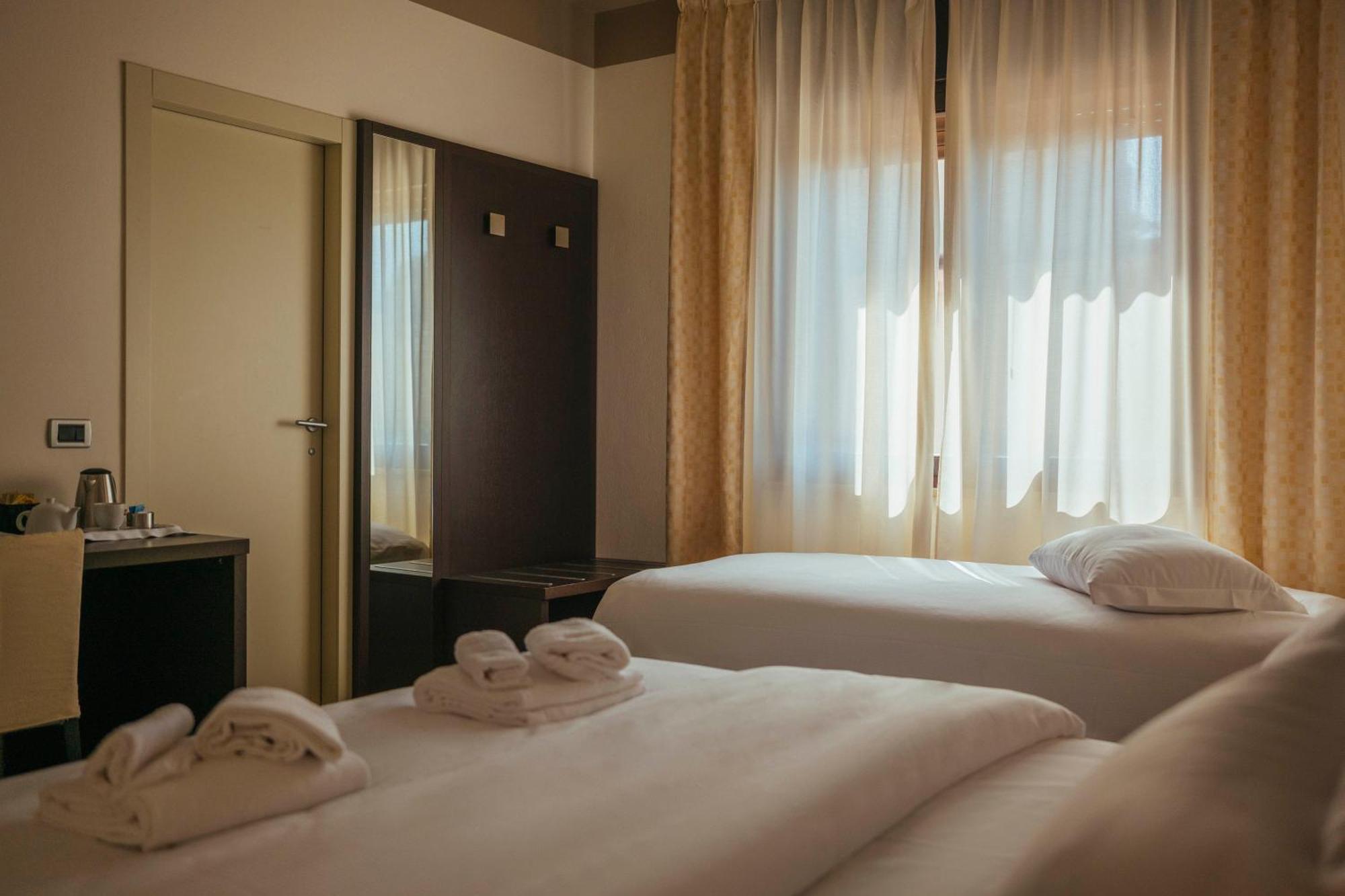 Hotel Palazzo Paradiso Meduna di Livenza Eksteriør billede